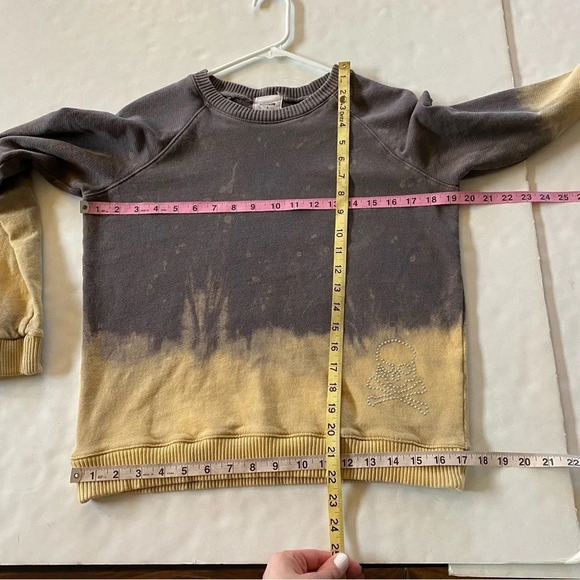 Monrow Sweatshirt Womens Size XS Skull Pullover Shirt Studded Ombre Upcycled - Picture 11 of 12